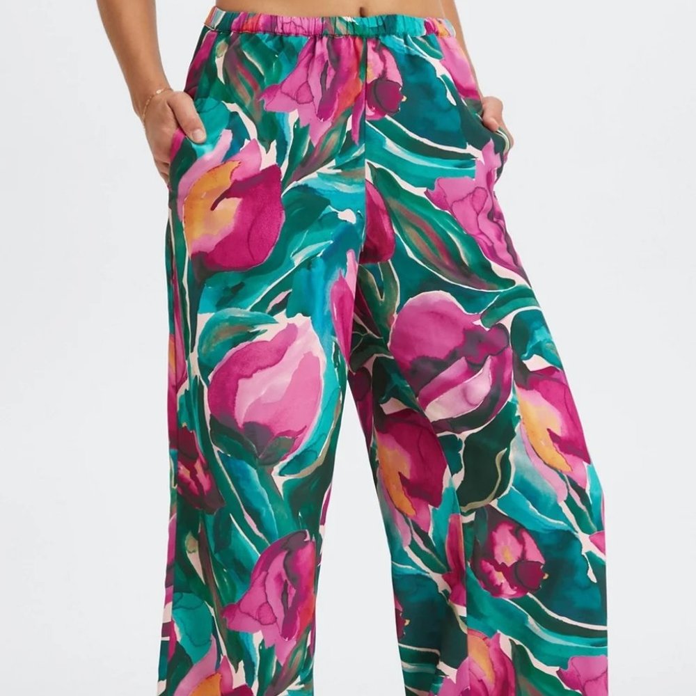 Rare Fabletics Tulips Floral Print Wide Leg Sleep Pant NWT L